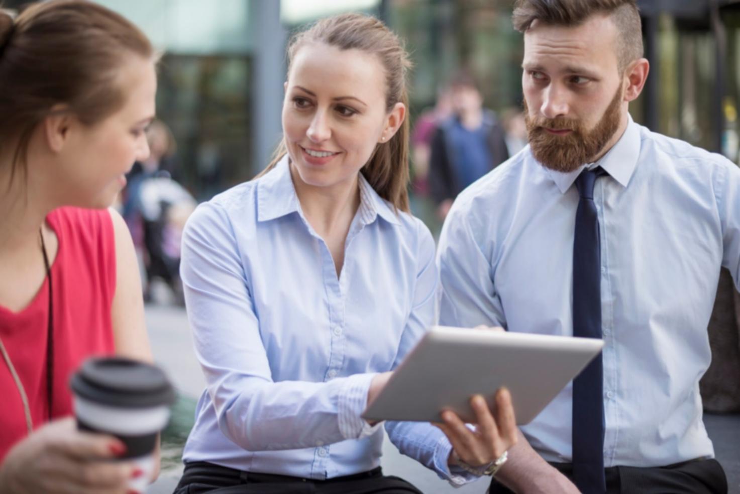 Sesión de formación financiera en empresa